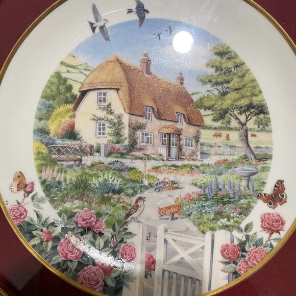 Franklin Mint Limited Edition Plate Hollyhock Cottage - Picture 1 of 2